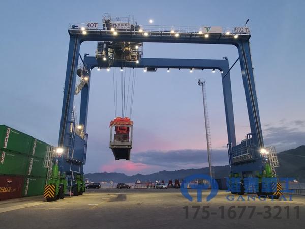 浙江金华港口轮胎式起重机厂家轮胎式起重机使用场景