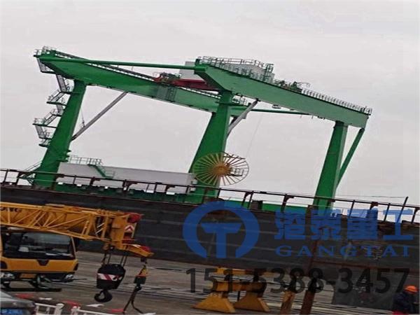江苏镇江港口轮胎式起重机厂家起重机高效快捷