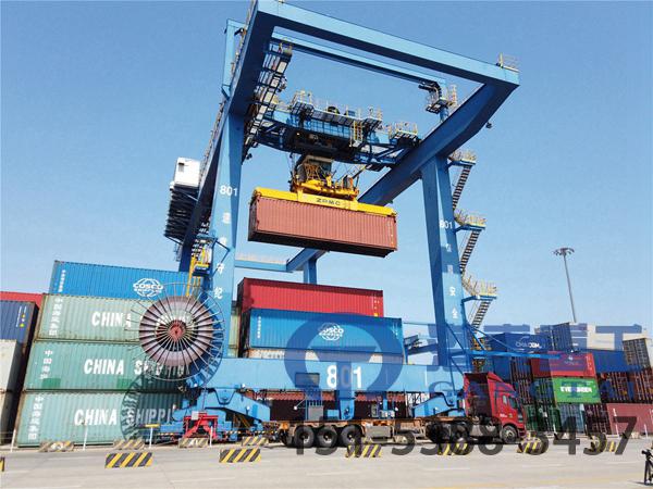江苏无锡轮胎式集装箱起重机厂家 轮胎式集装箱起重机省下百万成本
