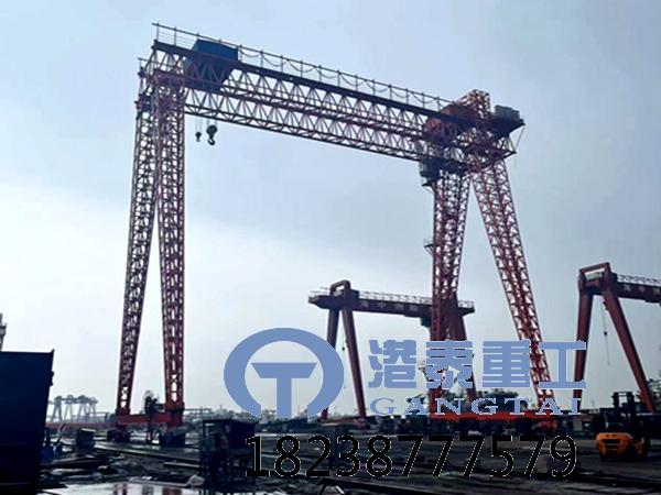 在大雾天气的造船龙门吊作业中防晃防脱