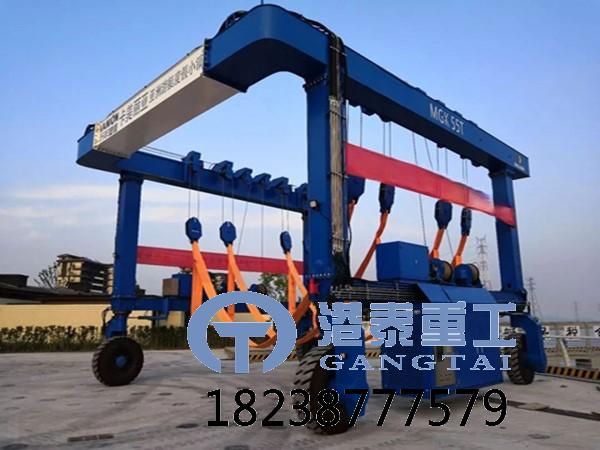 关于电动游艇搬运机作业中的安全要点