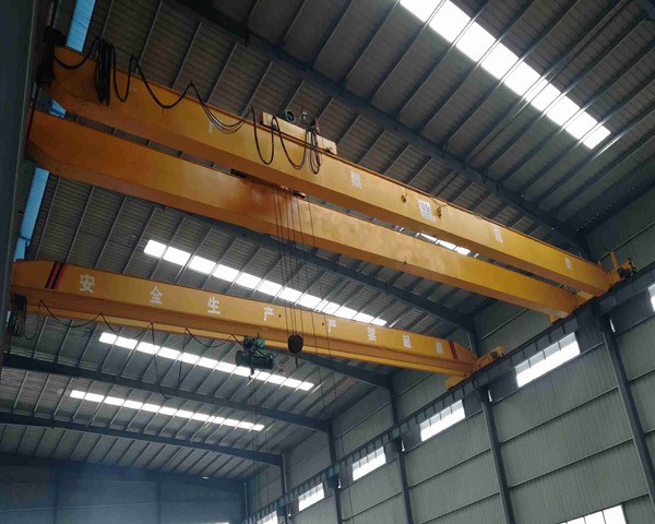 陕西渭南航车起重机走出国门