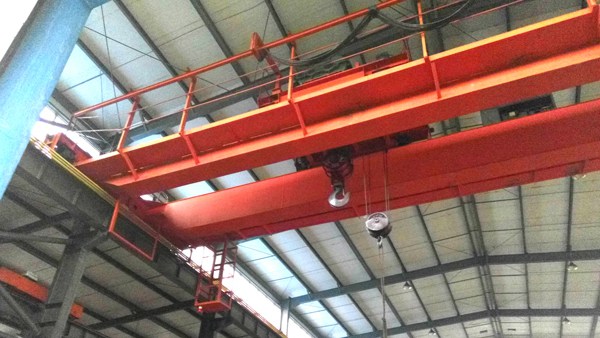 山东东营桥式起重机厂家使用注意事项