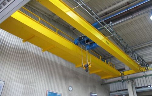 浙江金华桥式起重机厂家温度的影响
