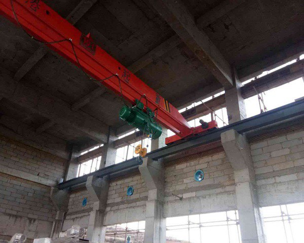 山东菏泽行车行吊厂家即为滑线供电