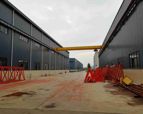 湖北天门双梁行吊销售厂家效率及使用寿命