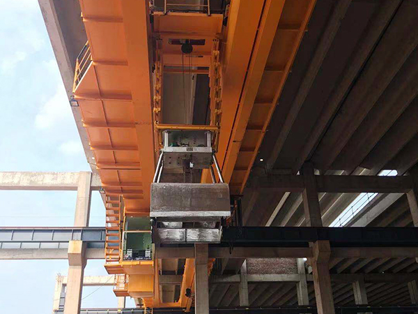 广西双梁桥式起重机厂家20吨航吊发往梧州